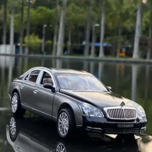 1:24 Maybach 62s S650 Diecast Model 9 S29cea01c24ba4db9aefef8801d282aa3h