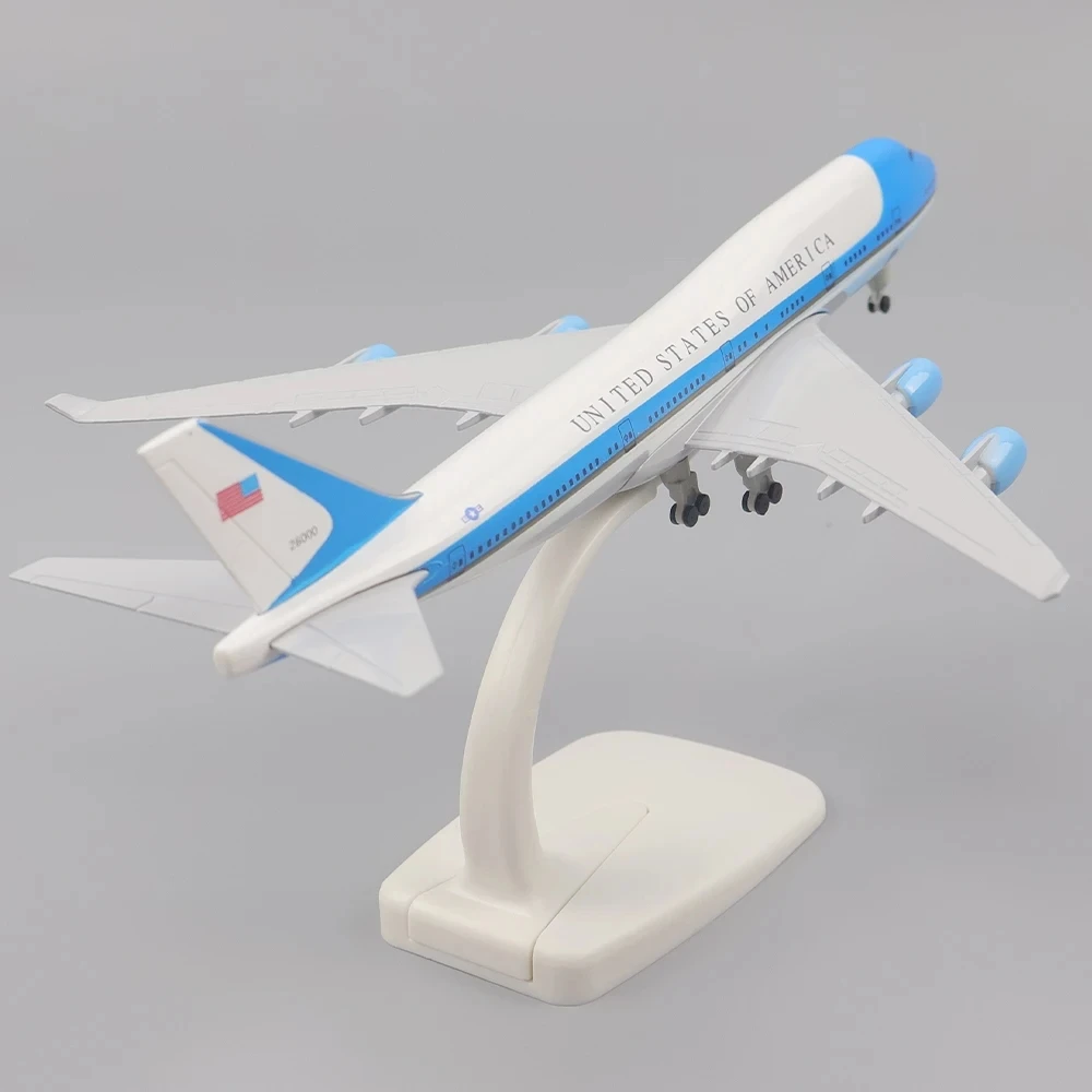 Air Force One 1:400 Scale Diecast Replica 5 Air Force One 1:400 Scale Diecast Replica - Image 5
