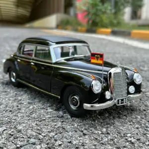 S2b8f8403ae16451bb5e8967e38822a32F