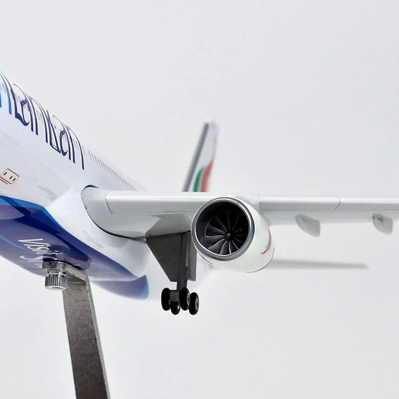 SriLankan Airlines A330 Resin Model 1:135 Scale 5 SriLankan Airlines A330 Resin Model 1:135 Scale - Image 5