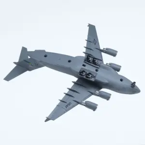 1:200 Scale C-17 Globemaster III Model for Collectors 8 S2c4382c2c5fa49e3a4cd9a059763b48du