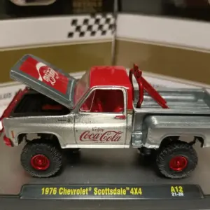 Vintage Chevrolet 1:64 Replica Diecast Model 6 S2d45be5c0cc44208824d96f7ee18eac8k