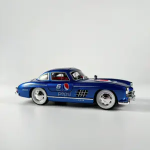 Mercedes-Benz 300SL Coke Edition Diecast Model 12 S2e9448d4b6e3462e994be700a66662ce4