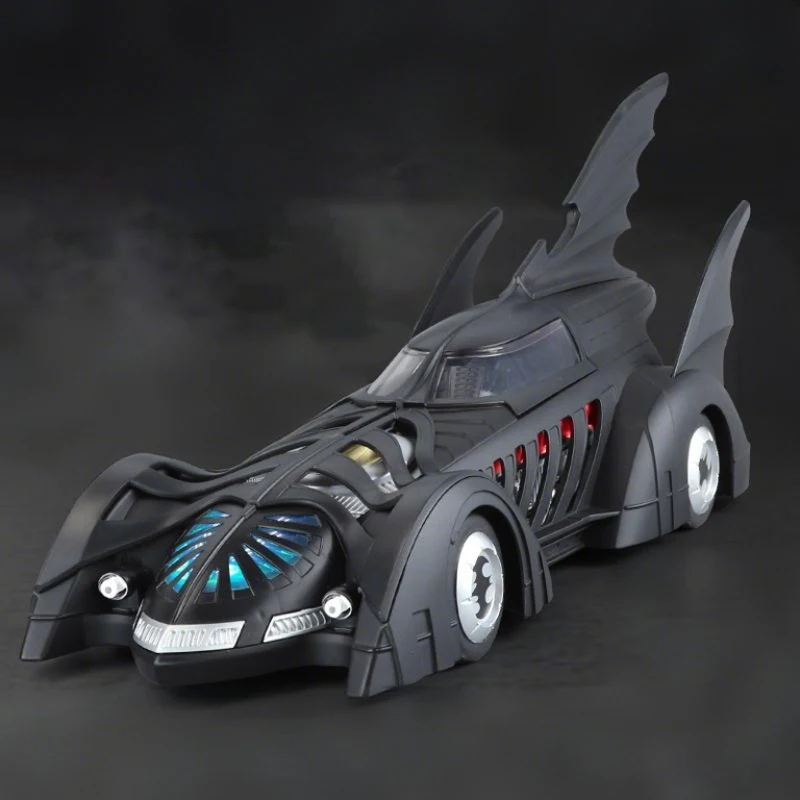 1:18 Scale Diecast Batman Batmobile Model 10 1:18 Scale Diecast Batman Batmobile Model - Image 10