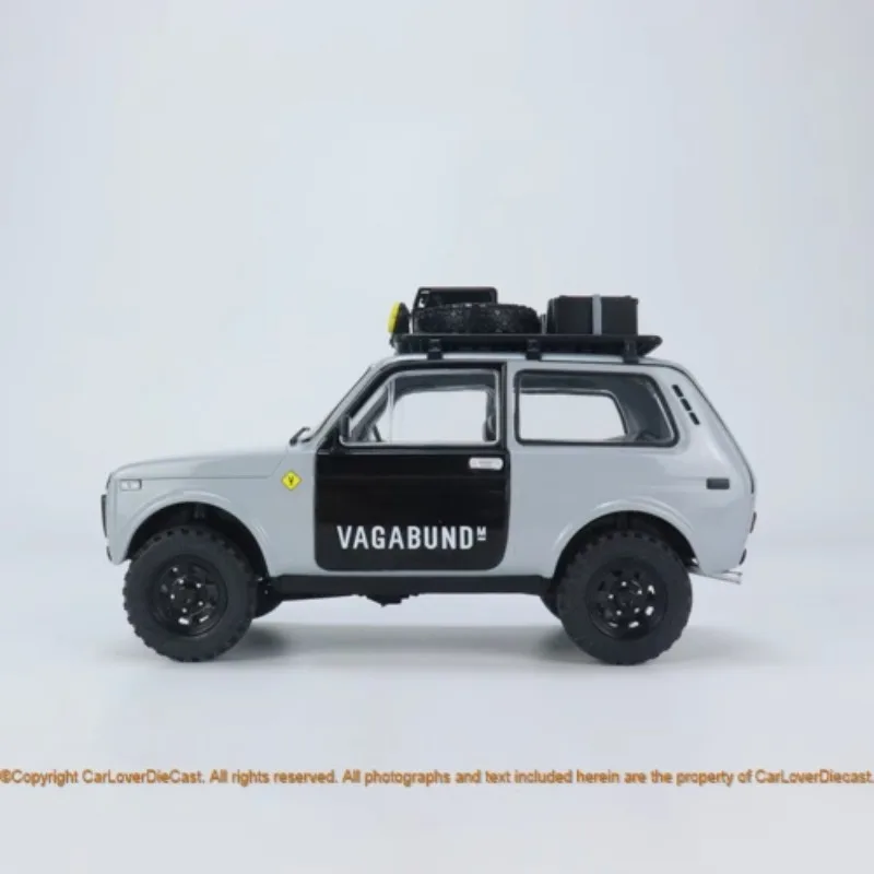 Lada Niva 1:18 Scale Diecast Model Replica 3 Lada Niva 1:18 Scale Diecast Model Replica - Image 3