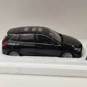 Mercedes-Benz B-Class 1:18 Model in Black 10 S2f93dd5e37554a24a3f88fc45c362c52W