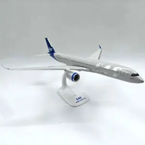 SAS Airlines A350-900 Scale Model 1:200 9 S305b53f84c334774b701149108cedc90g