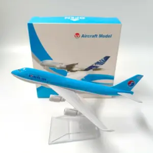 Boeing 747 Diecast Model 1/400 Scale 12 S307429804b624fd5b1a8141cb36f126dY