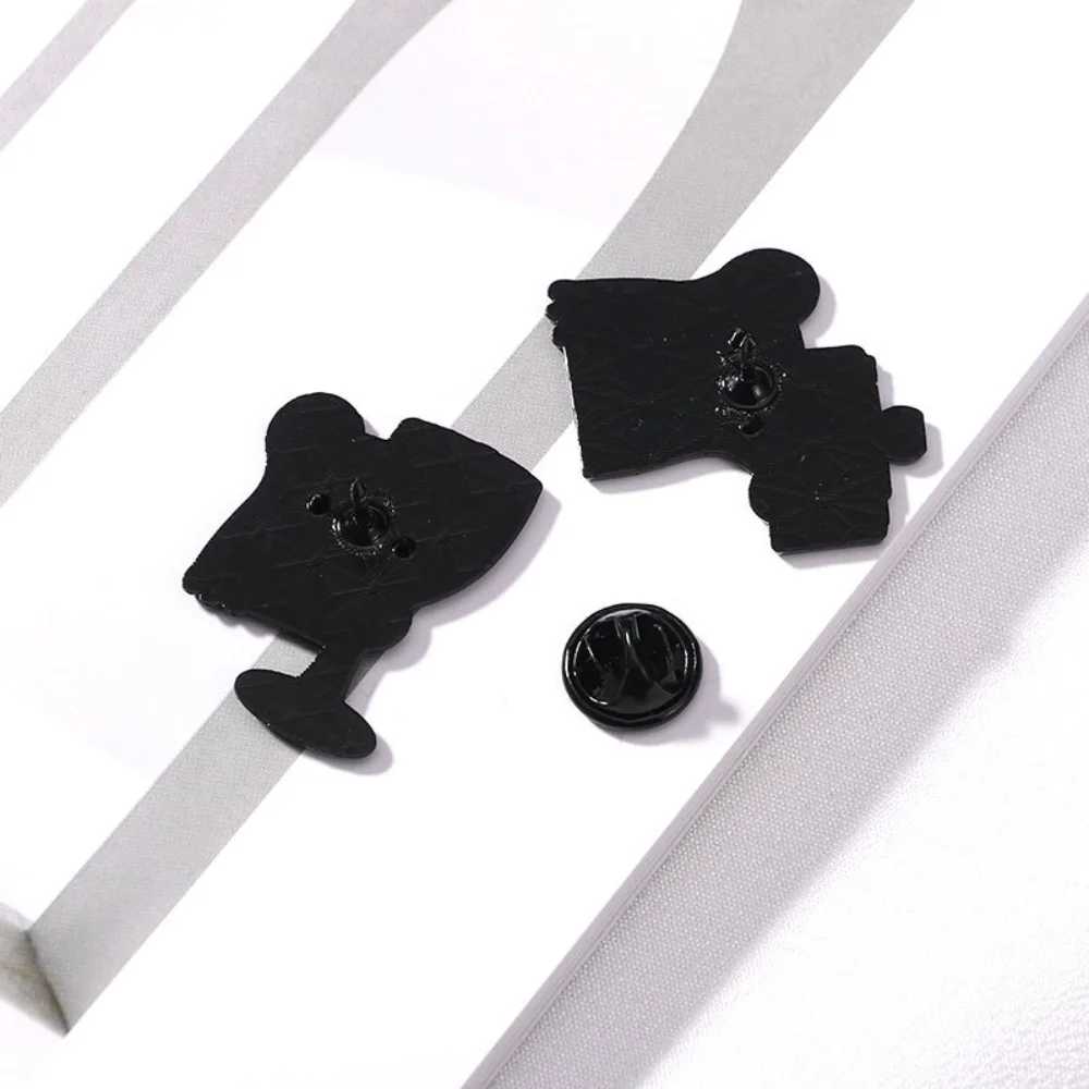 Charming Frog Brooch with Camera & Wine Glass 6 Charming Frog Brooch with Camera & Wine Glass - Image 6