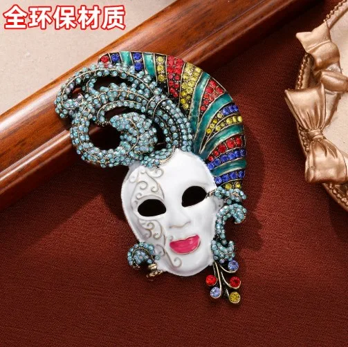 Glamorous Angel Brooch with Rhinestones 3 Glamorous Angel Brooch with Rhinestones - Image 3