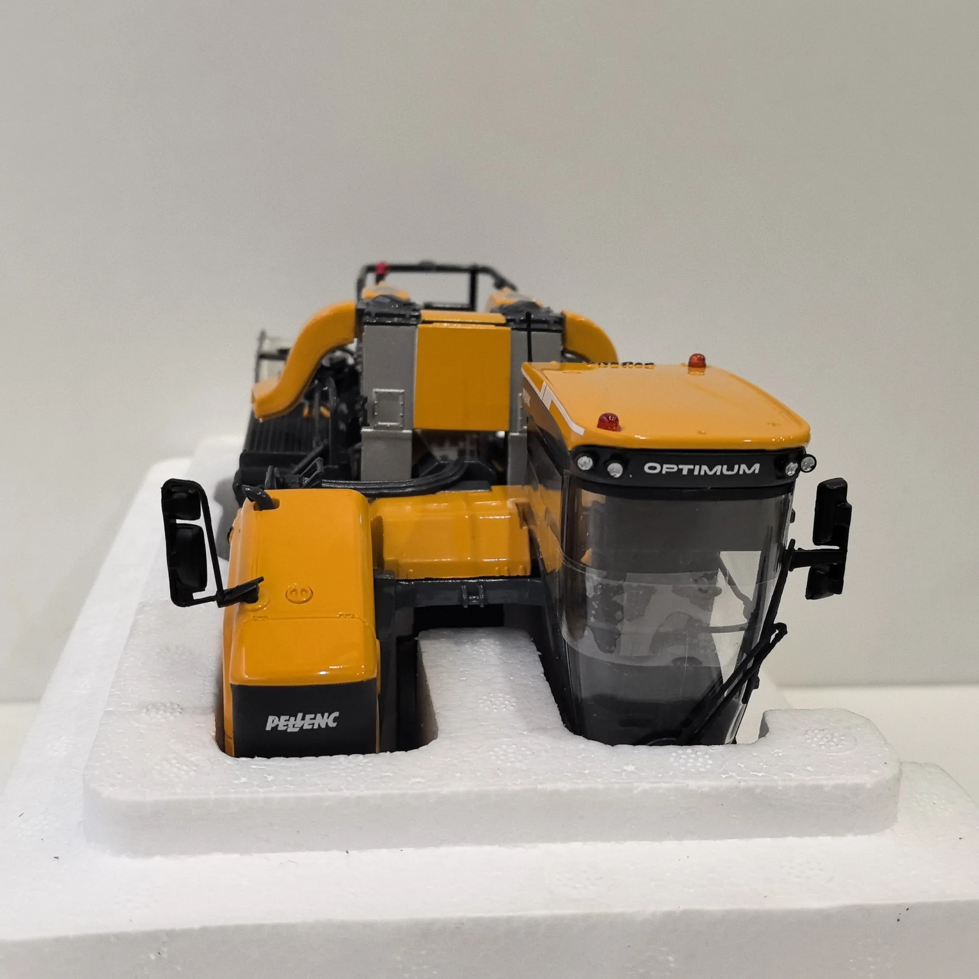 PELLENC OPTIMUM XL60 1/32 Diecast Model 4 PELLENC OPTIMUM XL60 1/32 Diecast Model - Image 4