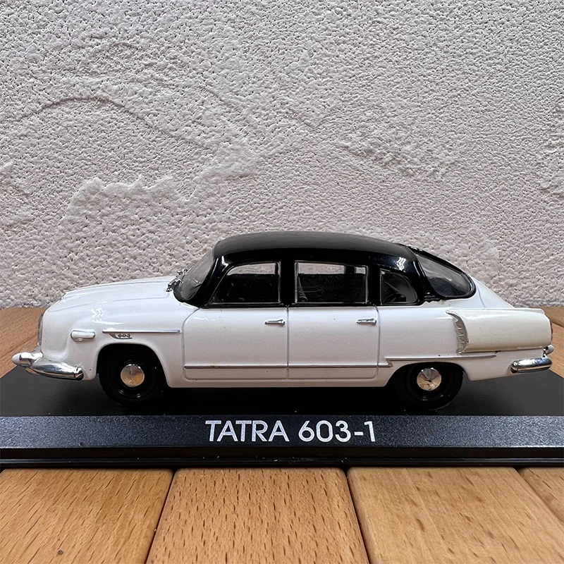 Vintage TATRA 603-1 Diecast Model 1:43 Scale 5 Vintage TATRA 603-1 Diecast Model 1:43 Scale - Image 5