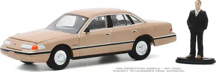 1992 Ford Crown Victoria LX Diecast Model 4 1992 Ford Crown Victoria LX Diecast Model - Image 4