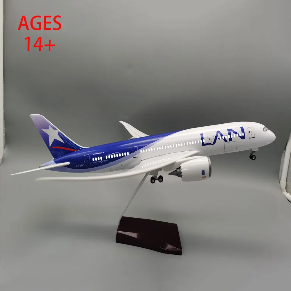 1/130 Scale Boeing 787 Resin Model with LED 2 1/130 Scale Boeing 787 Resin Model with LED - Image 2