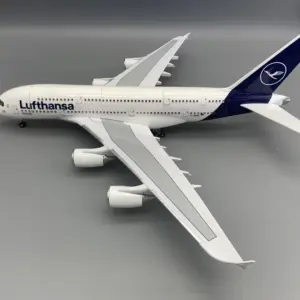 Lufthansa Airbus A380 Model 47cm with LED Lights 8 S32131d512fcb4a63b319b4fbeac2c52fy