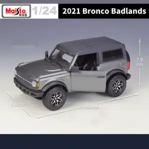 Blue Ford Bronco 1:24 Scale Diecast Model 13 S32242c2e7fd04a35933b0be2c456254cA