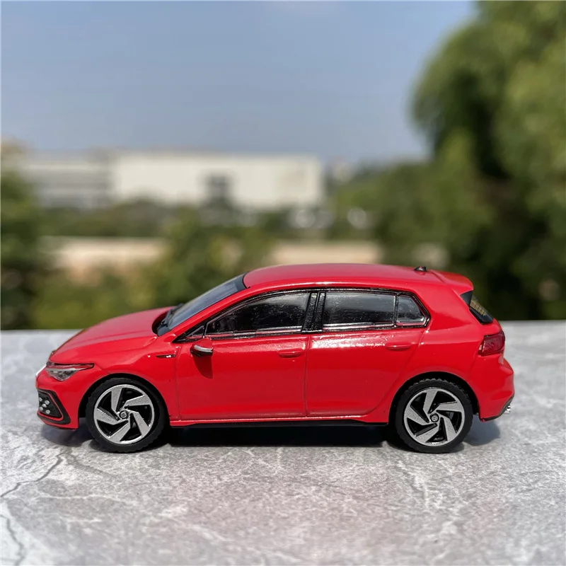 Miniature Volkswagen Golf R GTI MK8 Diecast Model 4 Miniature Volkswagen Golf R GTI MK8 Diecast Model - Image 4