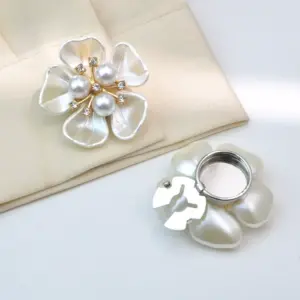 Multi-Colored Pearl Flower Cufflinks for Men and Women 13 S342f31e0ec114b63b02a9f170bdaf75dL