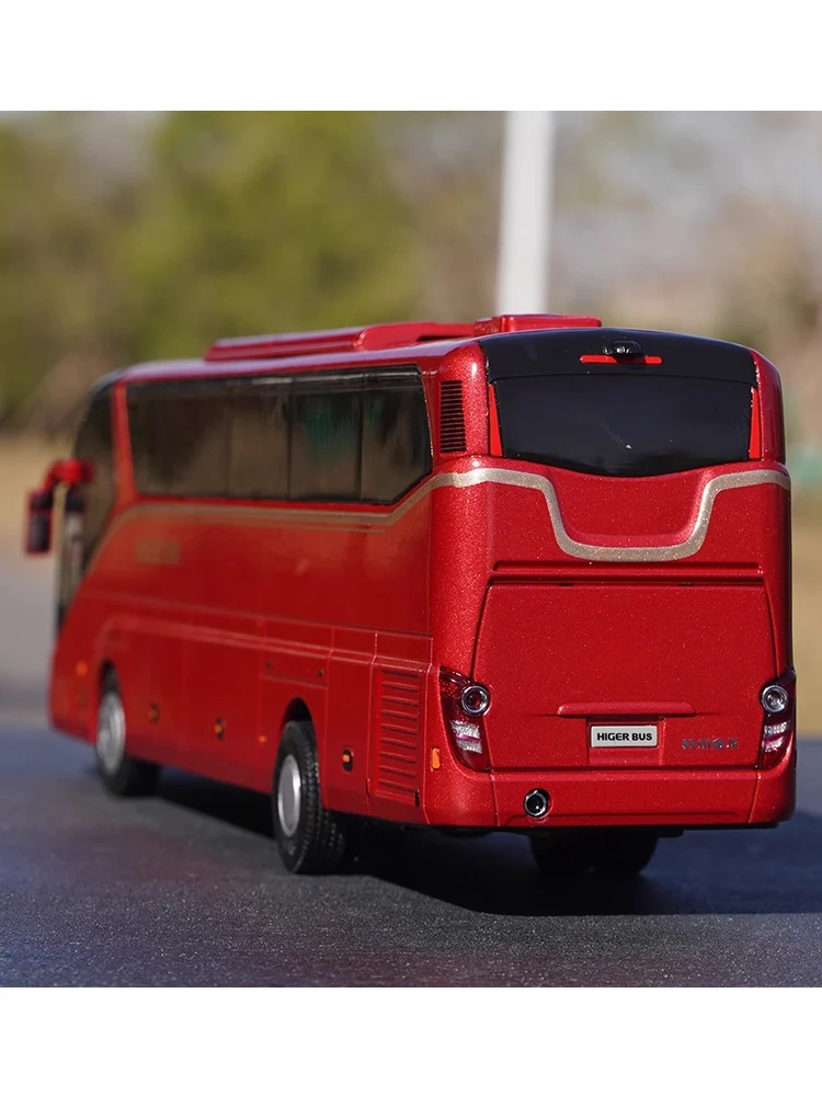 Higer Hagrid Bus 1:42 Diecast Model 2 Higer Hagrid Bus 1:42 Diecast Model - Image 2