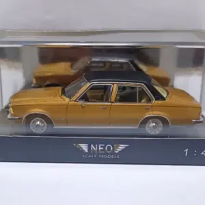 Vintage Opel Commodore 1:43 Diecast Model 10 S35f80fcceb5c4557b8562f2c8021569ct