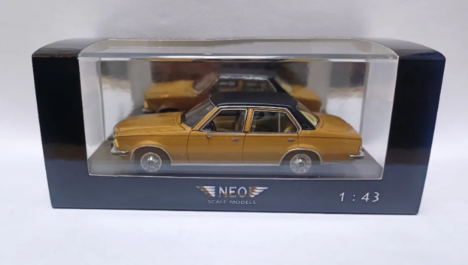 Vintage Opel Commodore 1:43 Diecast Model 5 Vintage Opel Commodore 1:43 Diecast Model - Image 5