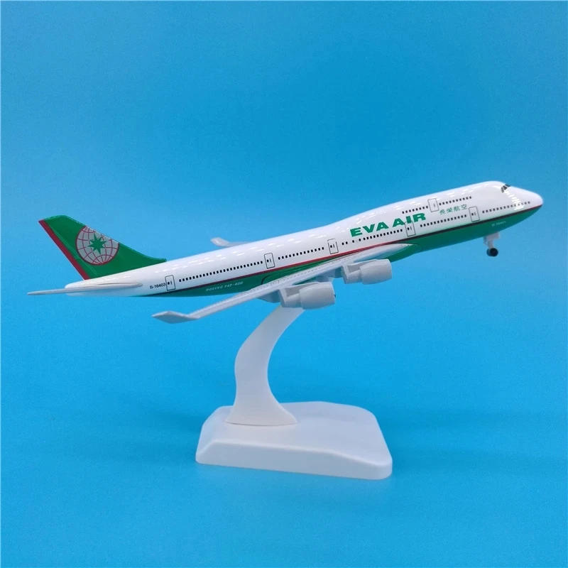 Boeing B747 20CM Diecast Aircraft Model 3 Boeing B747 20CM Diecast Aircraft Model - Image 3