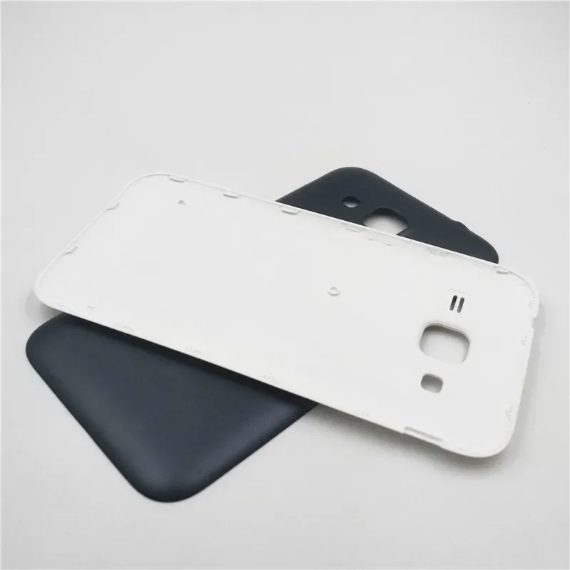 Samsung Galaxy G360 White and Black Rear Cover 2 Samsung Galaxy G360 White and Black Rear Cover - Image 2