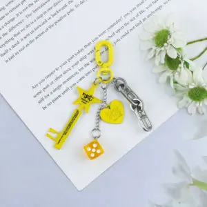 Colorful Zinc Alloy Keychains for Bags and Keys 18 S36fd48ed7240484eb9cbe65c8338205dN