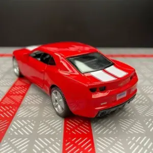 Vibrant Yellow Chevrolet Camaro 2010 Model 9 S373ac2ec9b2c474fa40294a60686b02fw