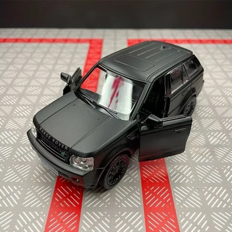 1:36 Land Rover Range Rover Sport Model 8 1:36 Land Rover Range Rover Sport Model - Image 8