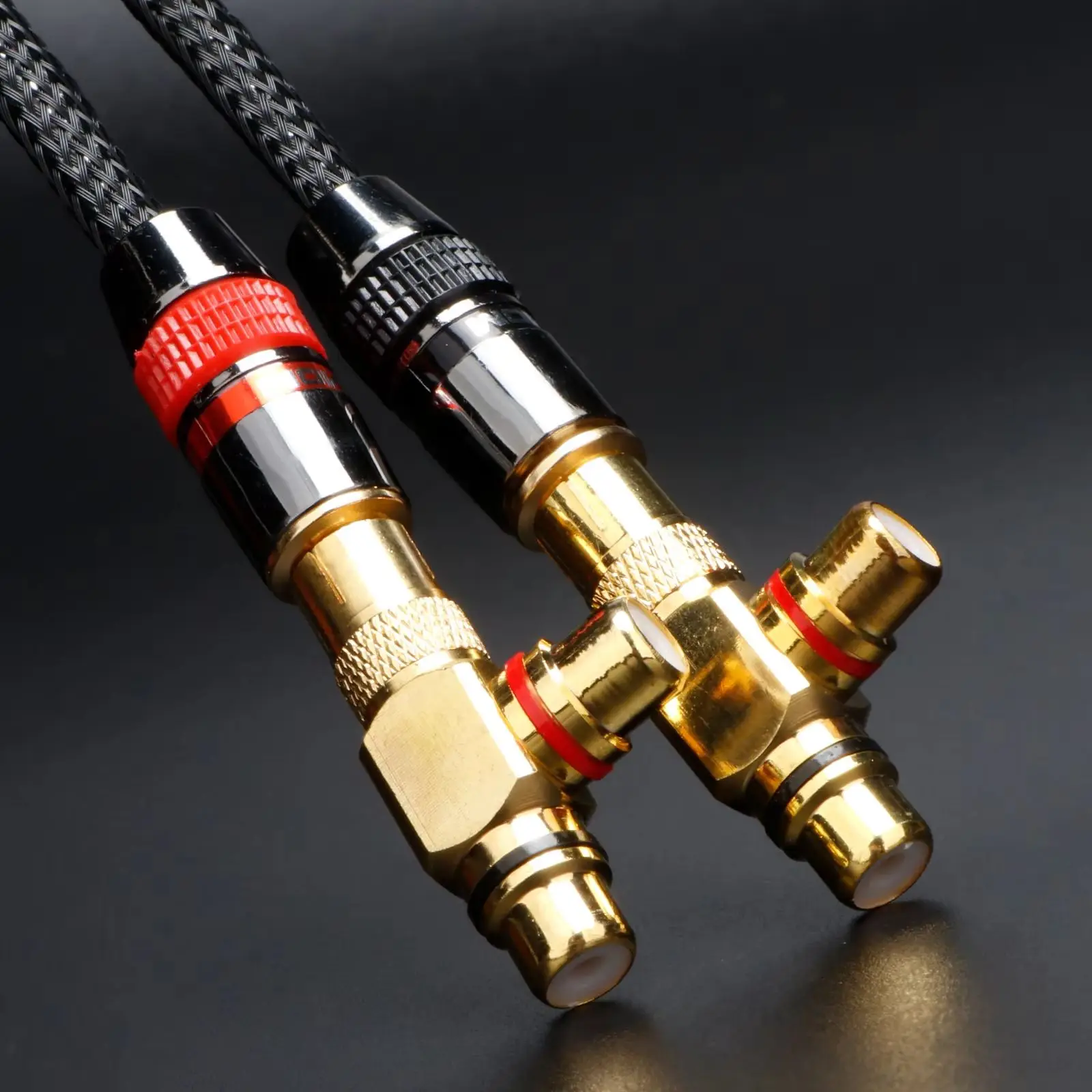 High-Quality RCA Adapter R1790 for Audiophile Connections 2 High-Quality RCA Adapter R1790 for Audiophile Connections - Image 2
