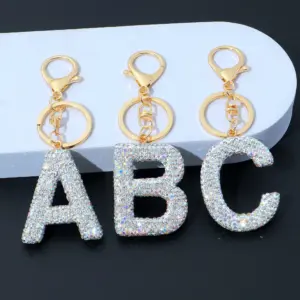 Sparkling Rhinestone Letter Keychain for Bags 13 S38b77e3bfa794feda228d6b6cfb96122E
