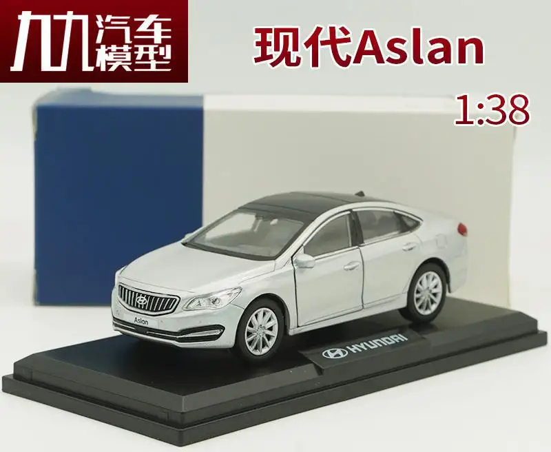 Hyundai Aslan 1:38 Diecast Model Car 6 Hyundai Aslan 1:38 Diecast Model Car - Image 6