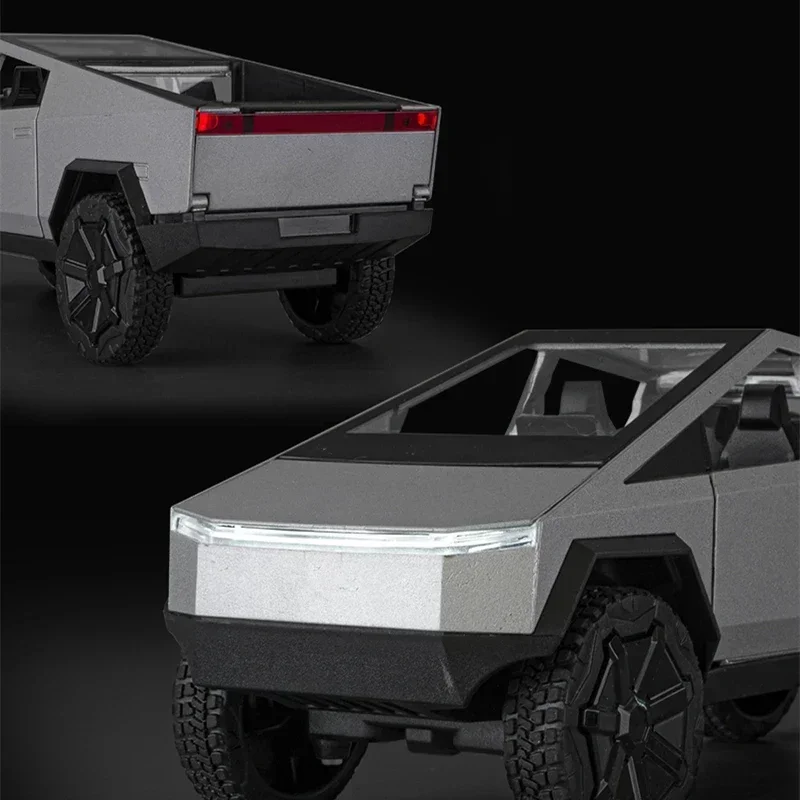 1:24 Off-Road Diecast Model with Sound and Light 3 1:24 Off-Road Diecast Model with Sound and Light - Image 3