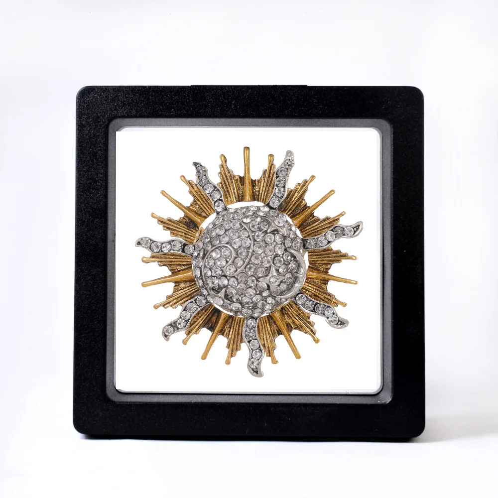 Retro Sun Brooch with Two-Tone Finish 3 Retro Sun Brooch with Two-Tone Finish - Image 3