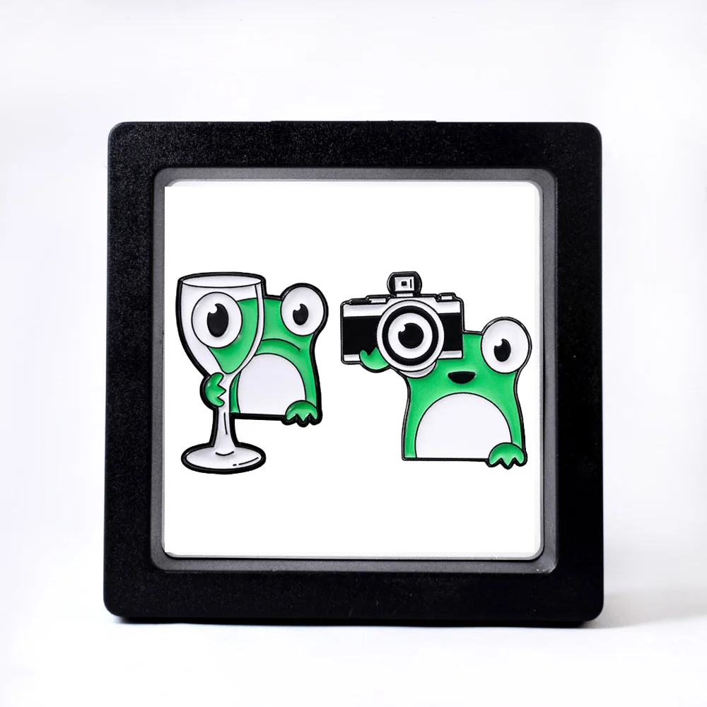Charming Frog Brooch with Camera & Wine Glass 3 Charming Frog Brooch with Camera & Wine Glass - Image 3