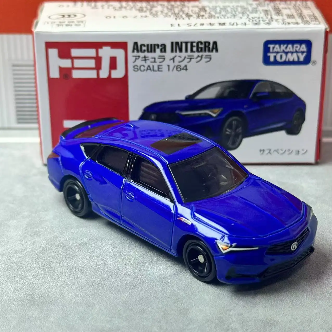 Takara Tomy Acura Integra 1:64 Diecast Model 3 Takara Tomy Acura Integra 1:64 Diecast Model - Image 3