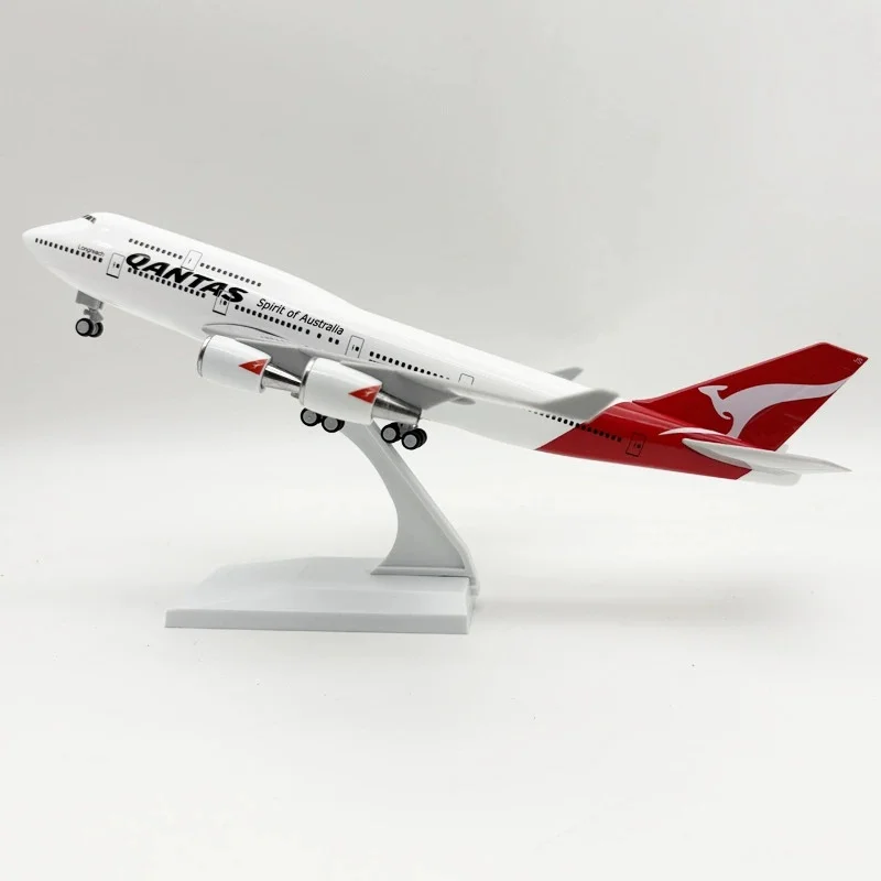 30cm Resin B747 Aircraft Model for Collectors 6 30cm Resin B747 Aircraft Model for Collectors - Image 6
