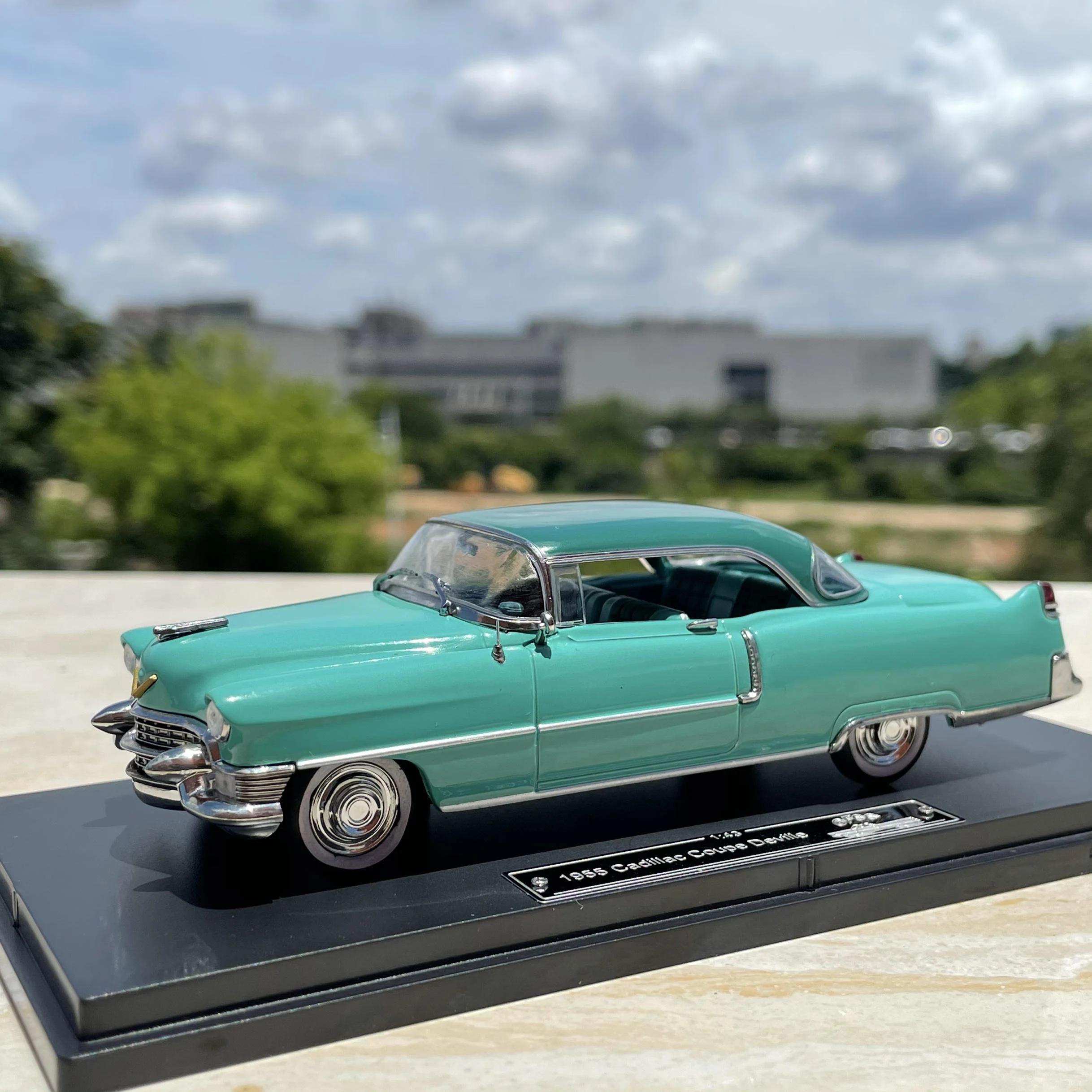 1955 Cadillac Coupe DeVille Diecast Model 8 1955 Cadillac Coupe DeVille Diecast Model - Image 8