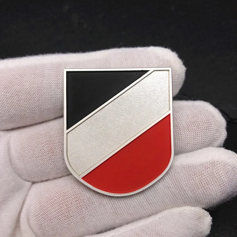 German Flag Shield Pin - 3-4cm Patriotic Accessory 2 German Flag Shield Pin - 3-4cm Patriotic Accessory - Image 2