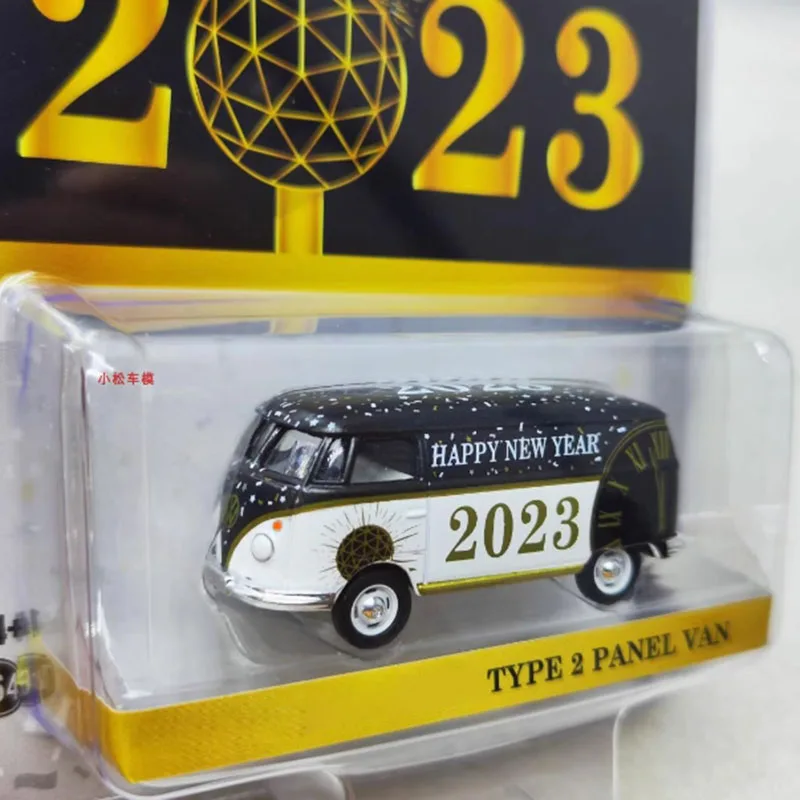 Festive 2023 Diecast Model Type 2 Van 2 Festive 2023 Diecast Model Type 2 Van - Image 2