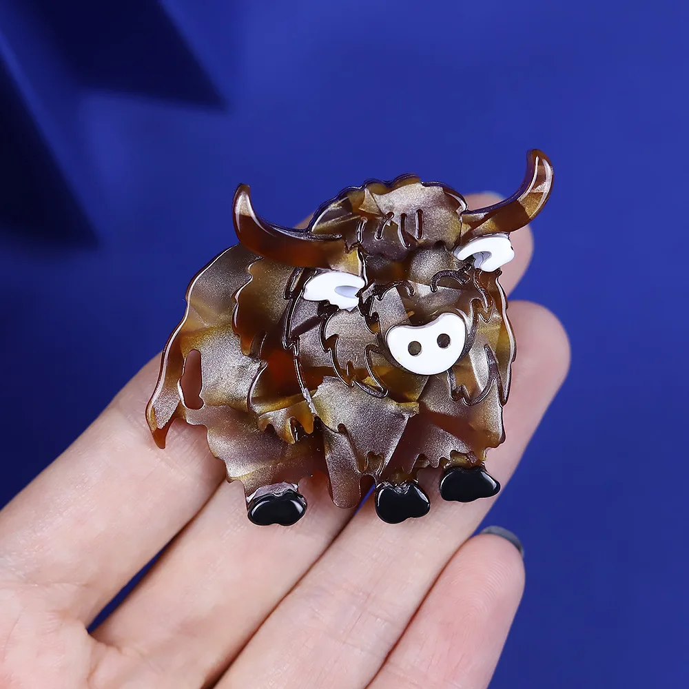Acrylic Yak Brooch 4x5cm Rustic Charm 4 Acrylic Yak Brooch 4x5cm Rustic Charm - Image 4
