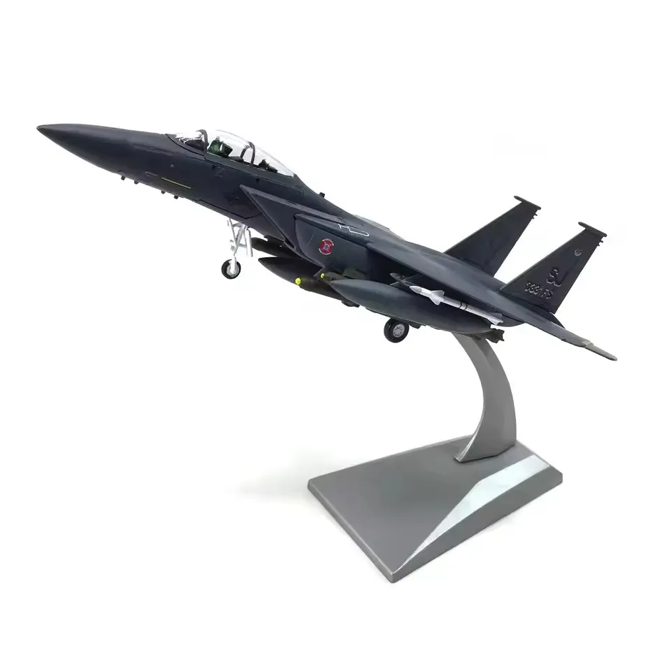 1/100 US F-15E Strike Eagle Model Aircraft 3 1/100 US F-15E Strike Eagle Model Aircraft - Image 3