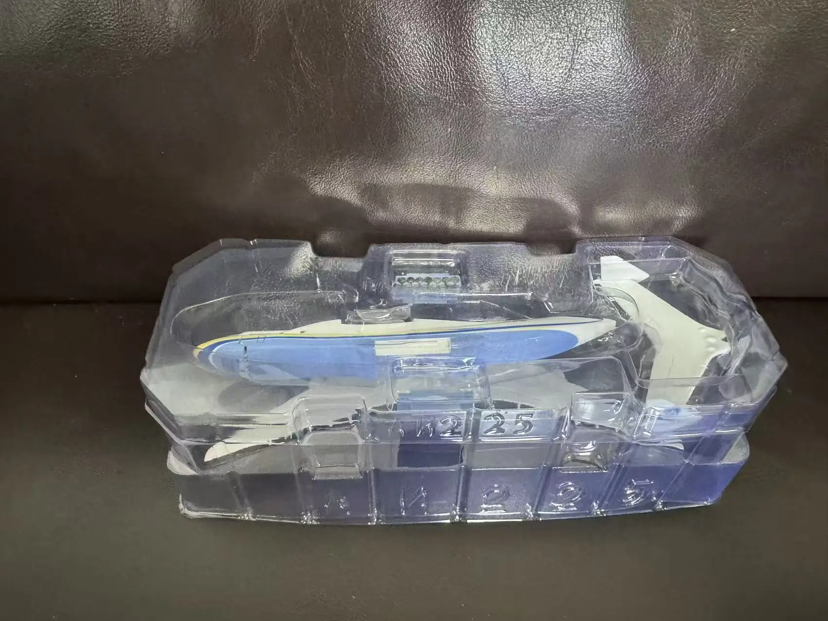 Antonov An-225 Mriya Diecast Model 20cm 1:400 Scale 5 Antonov An-225 Mriya Diecast Model 20cm 1:400 Scale - Image 5