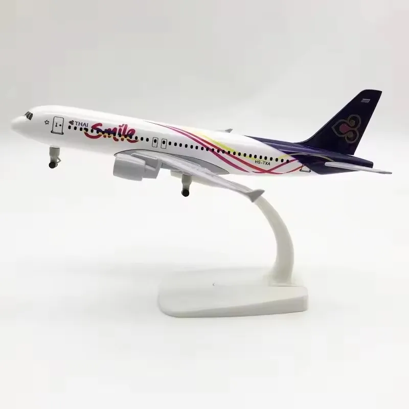 Thailand Airlines Airbus A320 Model, 20cm Alloy Collection 6 Thailand Airlines Airbus A320 Model, 20cm Alloy Collection - Image 6