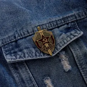 Russian Soviet Order Medal Badge KGB Emblem 11 S3fa40d0bb8fb43b4bf55a2ea48a50e12I