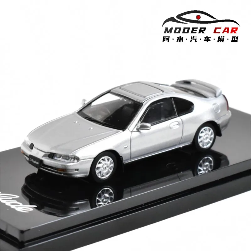 Hobby Japan 1:64 Diecast Car Model in Vivid Colors 3 Hobby Japan 1:64 Diecast Car Model in Vivid Colors - Image 3