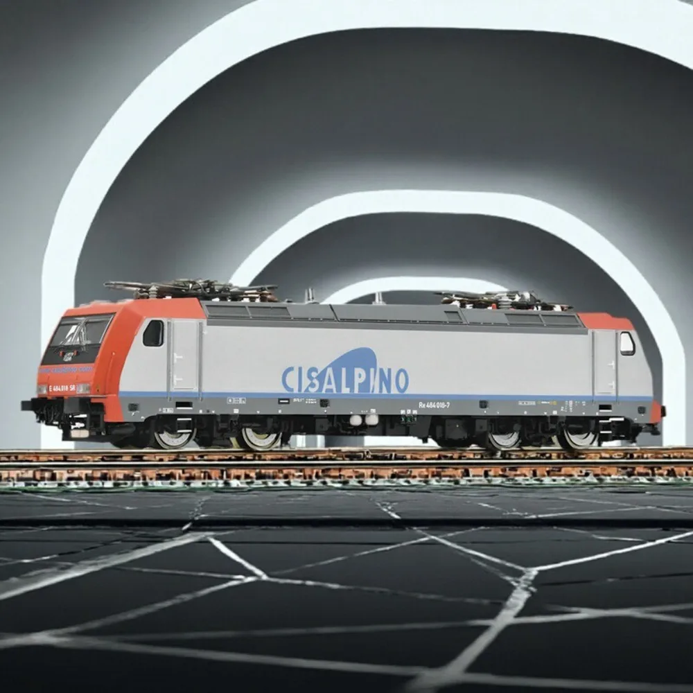 FLEISCHMANN N RE484 Electric Locomotive Model 6 FLEISCHMANN N RE484 Electric Locomotive Model - Image 6