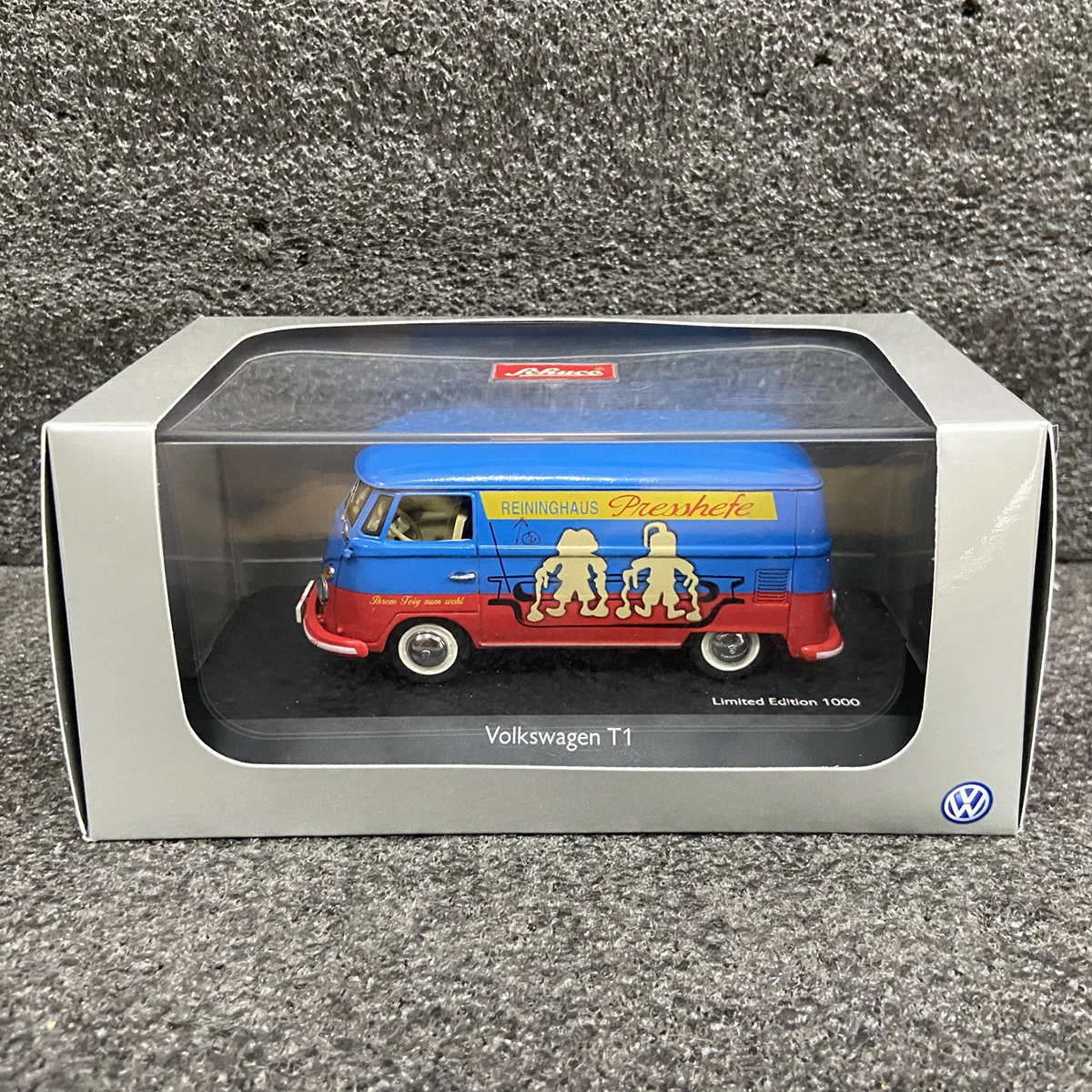 Vintage Volkswagen Bus T1 1:43 Diecast Model 5 Vintage Volkswagen Bus T1 1:43 Diecast Model - Image 5