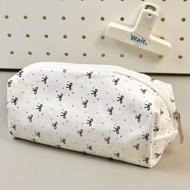 White Bow-Shaped Pencil Case for Women 3 White Bow-Shaped Pencil Case for Women - Image 3